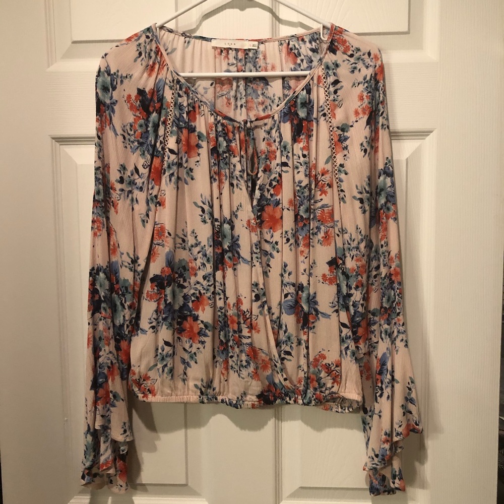 Lush, women’s floral blouse